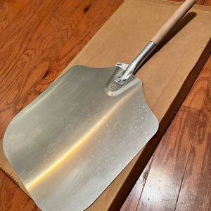 Aluminum pizza peel
